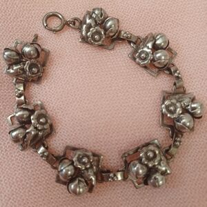 VINTAGE Floral Sterling Silver Bracelet